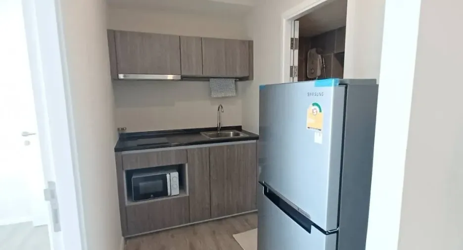For rent 1 bed condo in Mueang Samut Prakan, Samut Prakan
