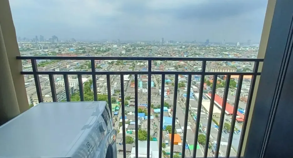 For rent 1 bed condo in Mueang Samut Prakan, Samut Prakan