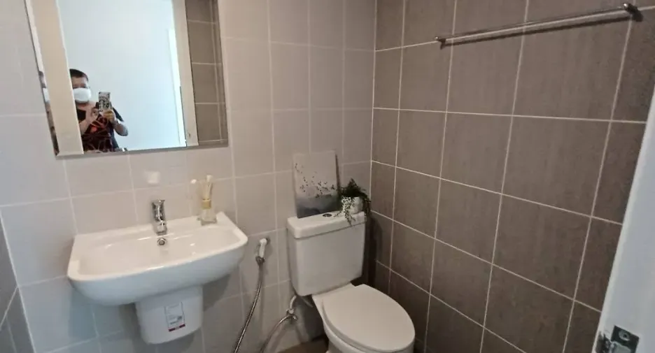 For rent 1 bed condo in Mueang Samut Prakan, Samut Prakan