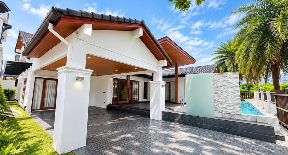 Villa zum Kauf und zur Miete mit 4 Zimmer in Mueang Phuket, Phuket