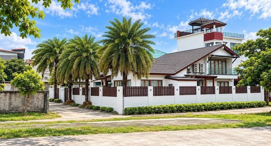 Villa zum Kauf und zur Miete mit 4 Zimmer in Mueang Phuket, Phuket