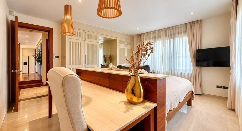 Villa zum Kauf und zur Miete mit 4 Zimmer in Mueang Phuket, Phuket