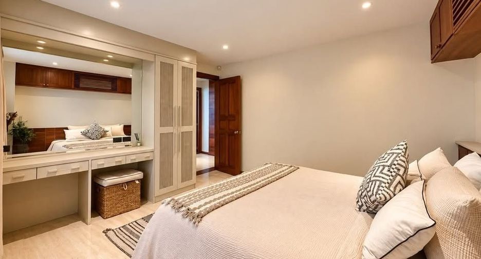Villa zum Kauf und zur Miete mit 4 Zimmer in Mueang Phuket, Phuket