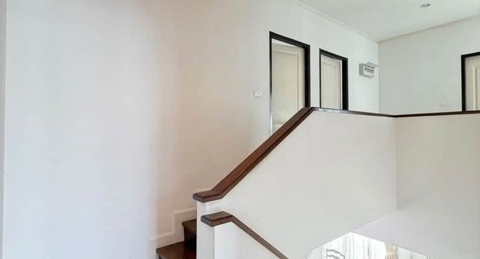 Haus zur Miete mit 4 Zimmer in Mueang Phuket, Phuket