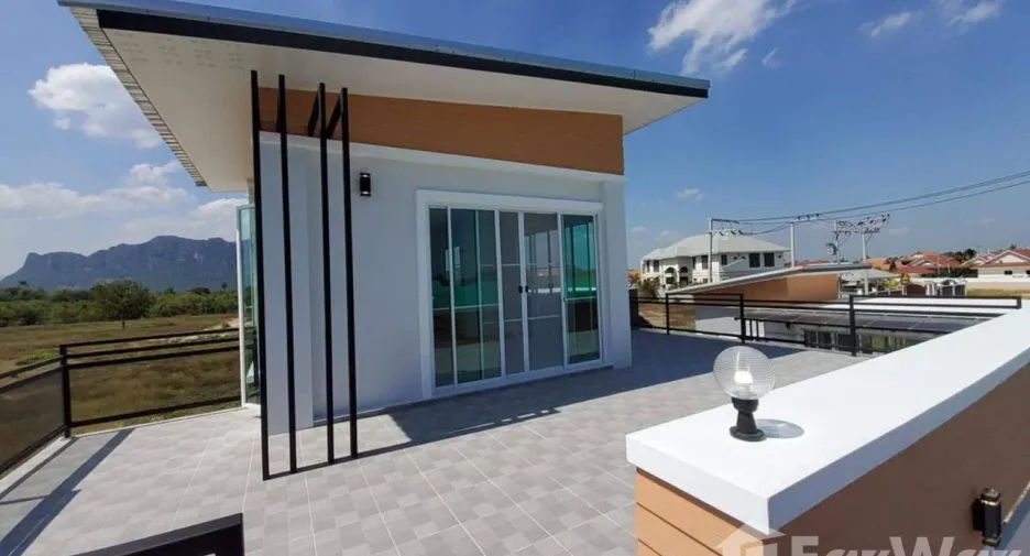 Casa en venta de 4 habitaciones en Cha Am, Phetchaburi