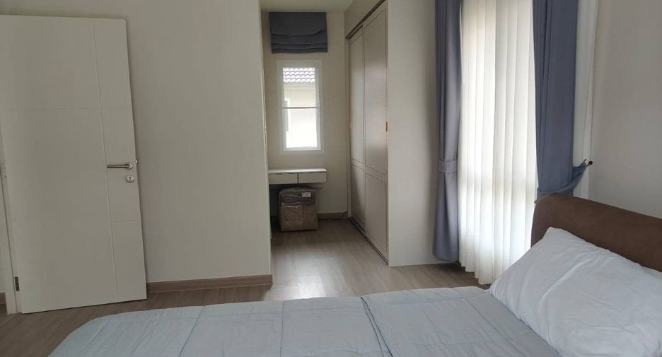 Haus zur Miete mit 4 Zimmer in Mueang Phuket, Phuket