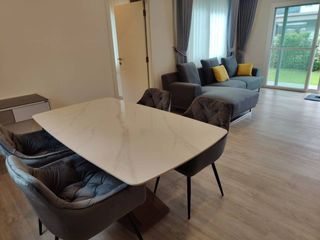 Haus zur Miete mit 4 Zimmer in Mueang Phuket, Phuket