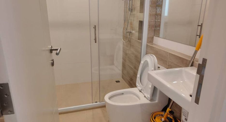 Haus zur Miete mit 4 Zimmer in Mueang Phuket, Phuket