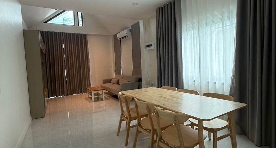 出租 3 卧室 独立屋 在 塔朗, 普吉