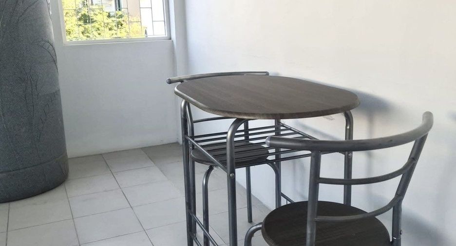 For rent 3 bedrooms townhouse in Phra Khanong, Bangkok