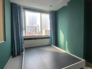 For sale 1 Beds condo in Khlong San, Bangkok