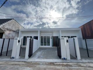 For sale 2 bedrooms townhouse in Mueang Phuket, Phuket