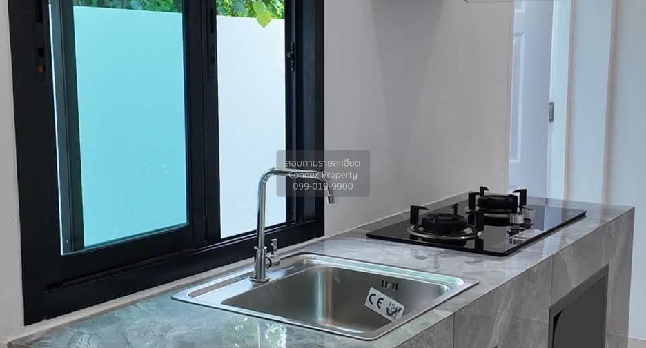 For sale 2 bedrooms townhouse in Mueang Phuket, Phuket