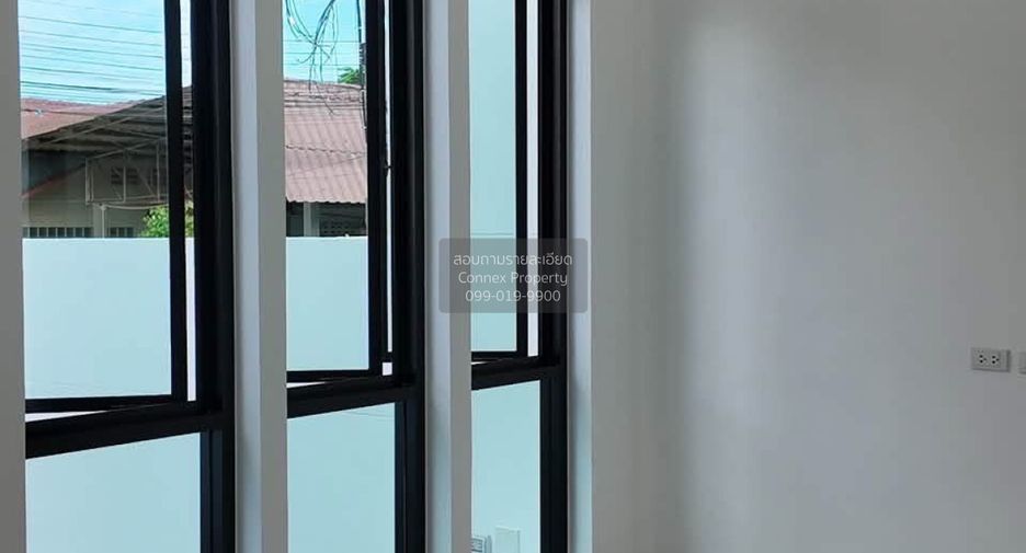 For sale 2 bedrooms townhouse in Mueang Phuket, Phuket