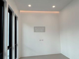 For sale 2 bedrooms townhouse in Mueang Phuket, Phuket
