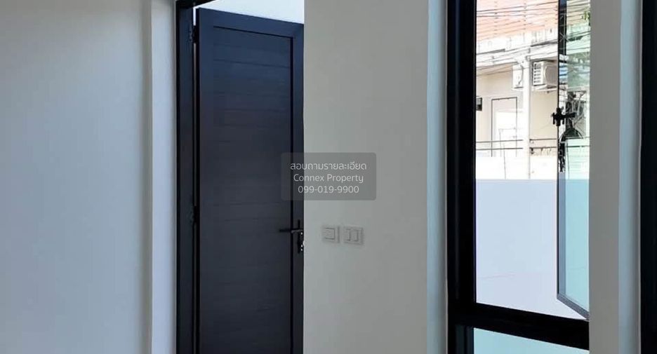 For sale 2 bedrooms townhouse in Mueang Phuket, Phuket