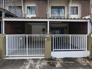 出售 3 卧室 联排别墅 在 Kathu, 普吉