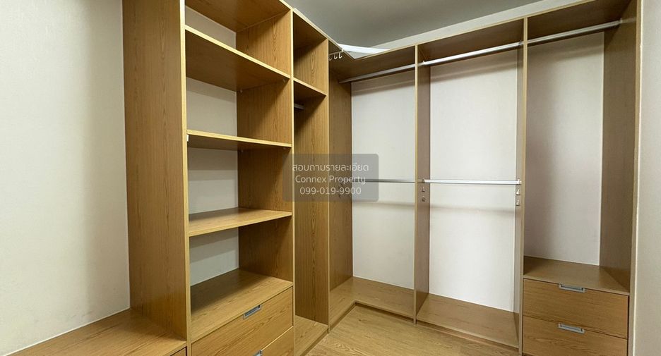 For sale 2 bedrooms condo in Dusit, Bangkok