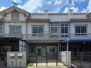 Reihenhaus zum Kauf mit 2 Zimmer in Krathum Baen, Samut Sakhon