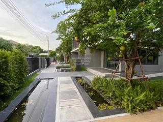 Casa en venta de 4 habitaciones en Thawi Watthana, Bangkok