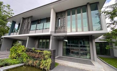Casa en venta de 4 habitaciones en Thawi Watthana, Bangkok