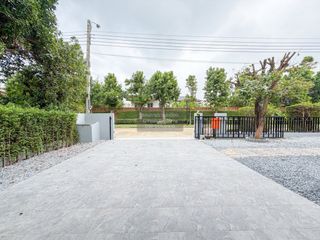 Casa en venta de 4 habitaciones en Mueang Nonthaburi, Nonthaburi