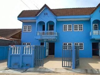 出售 2 卧室 联排别墅 在 Mueang Nakhon Pathom, Nakhon Pathom