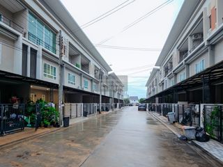For sale 3 ベッドルーム townhouse in Bang Bua Thong, Nonthaburi