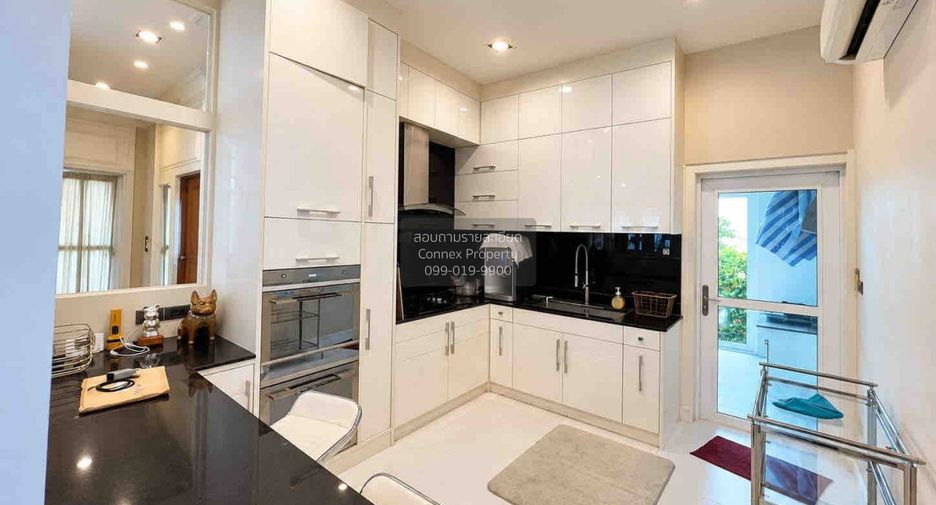 For sale 4 bedrooms house in Pak Kret, Nonthaburi