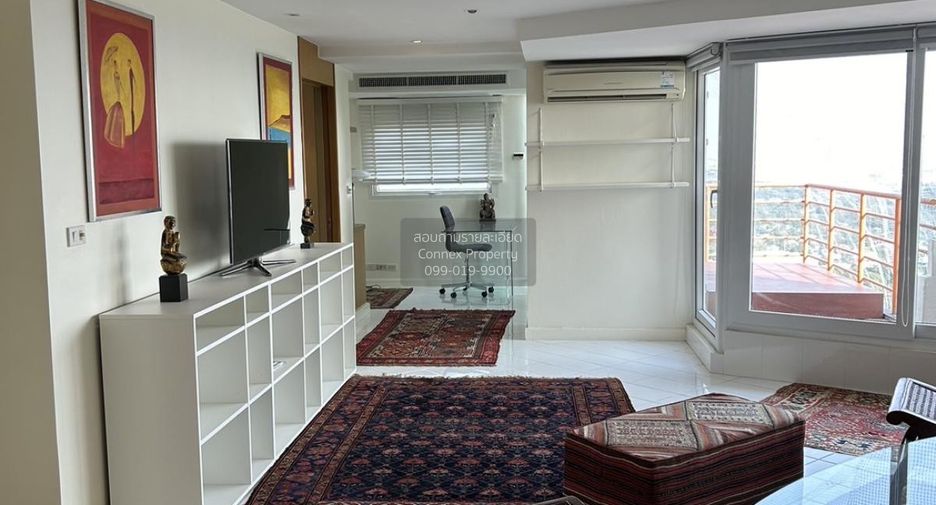 For sale 2 bedrooms condo in Yan Nawa, Bangkok