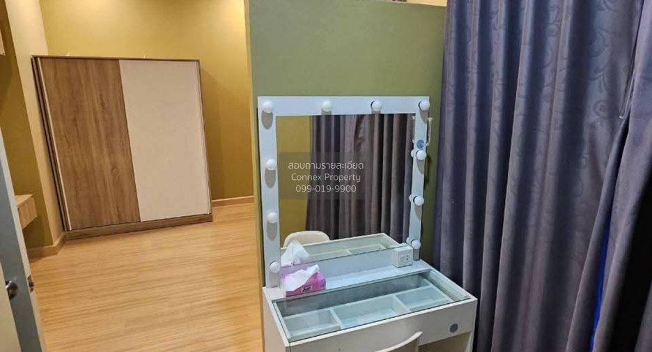 For sale 3 bedrooms townhouse in Don Mueang, Bangkok