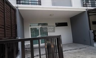 For sale 3 bedrooms townhouse in Don Mueang, Bangkok