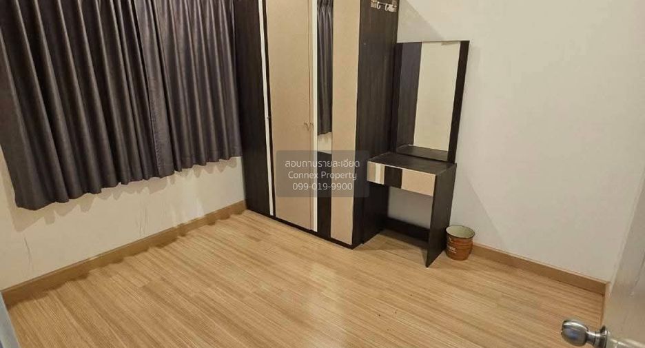 For sale 3 bedrooms townhouse in Don Mueang, Bangkok