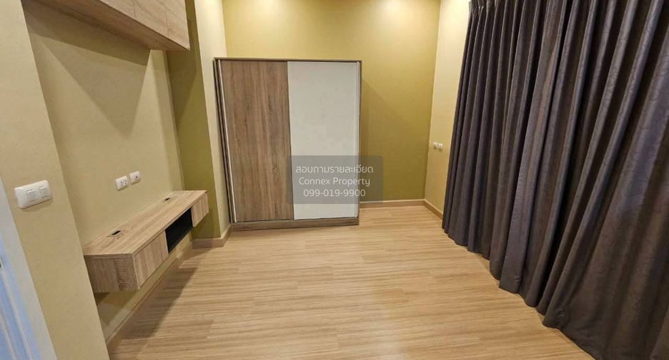 For sale 3 bedrooms townhouse in Don Mueang, Bangkok