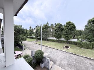 À vendre 4 chambres maison à Bang Khae, Bangkok