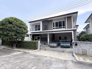 À vendre 4 chambres maison à Bang Khae, Bangkok