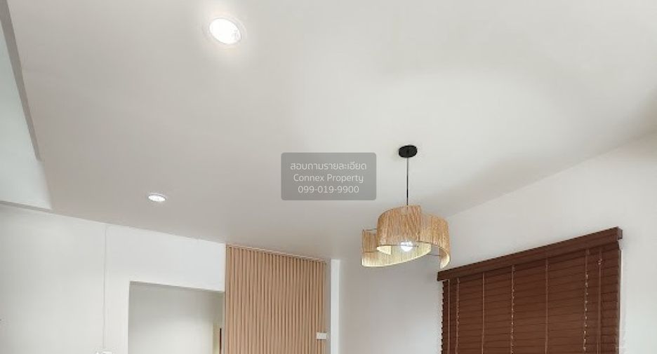 Casa adosada en venta de 3 habitaciones en Bang Bon, Bangkok