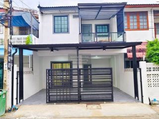 For sale 4 ベッドルーム townhouse in Pak Kret, Nonthaburi