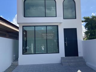 出售 2 卧室 独立屋 在 Phuket Town, 普吉
