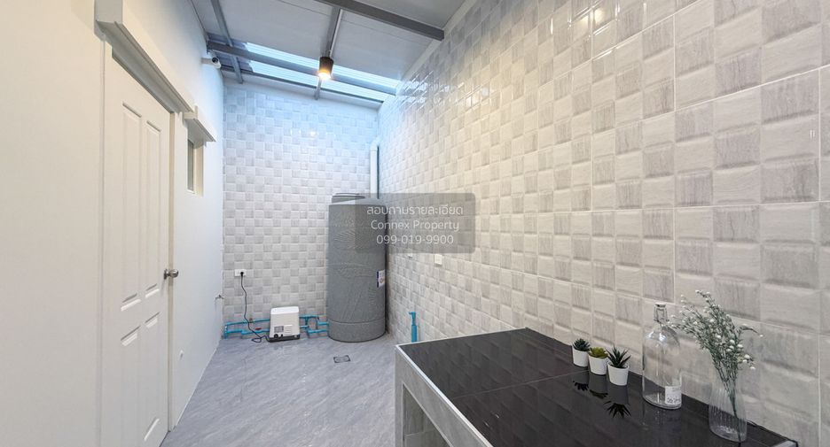 For sale 3 ベッドルーム townhouse in Mueang Nonthaburi, Nonthaburi