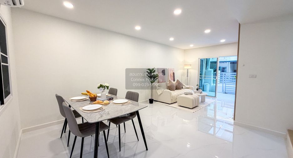 For sale 3 ベッドルーム townhouse in Mueang Nonthaburi, Nonthaburi