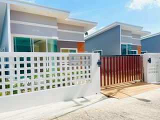 Casa en venta de 3 habitaciones en Thalang, Phuket