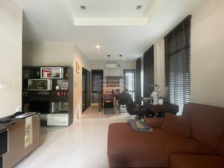 For sale 3 bedrooms house in Saphan Sung, Bangkok