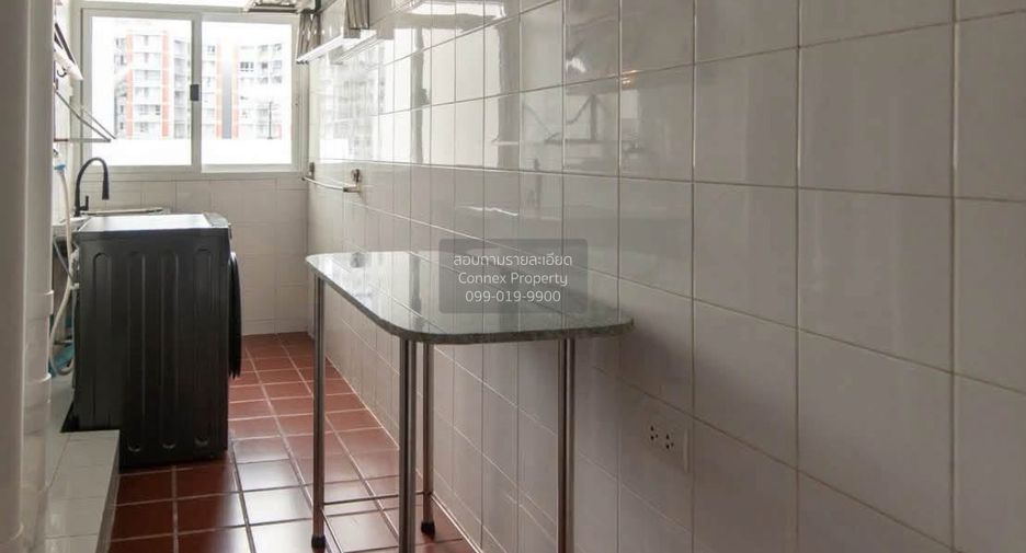 For sale 3 ベッドルーム condo in Yan Nawa, Bangkok