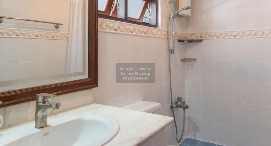 For sale 3 ベッドルーム condo in Yan Nawa, Bangkok