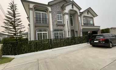 For sale 4 ベッドルーム house in Saphan Sung, Bangkok