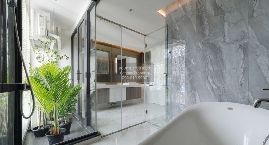 À vendre 3 chambres maison à Watthana, Bangkok