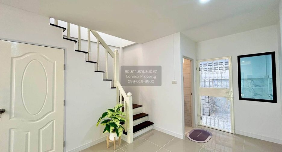 À vendre 2 chambres maison de ville à Nong Khaem, Bangkok