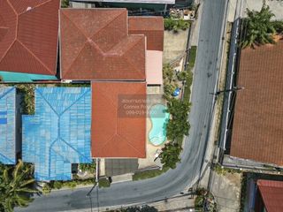 Villa zum Kauf mit 5 Zimmer in Mueang Phuket, Phuket