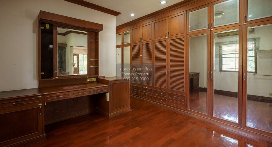 Haus zum Kauf mit 5 Zimmer in Min Buri, Bangkok